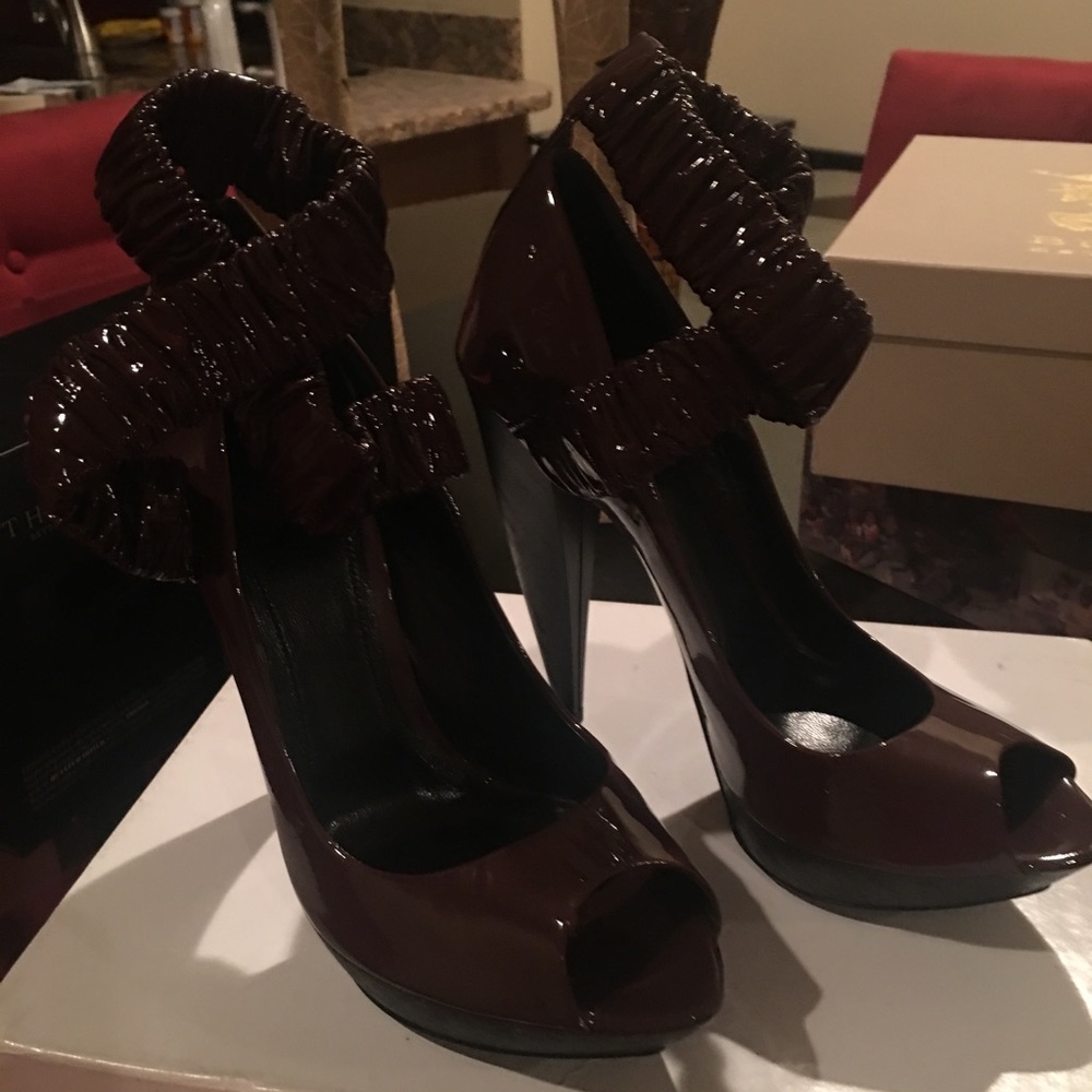 Burberry Prorsum Ruched Patent Leather Heels